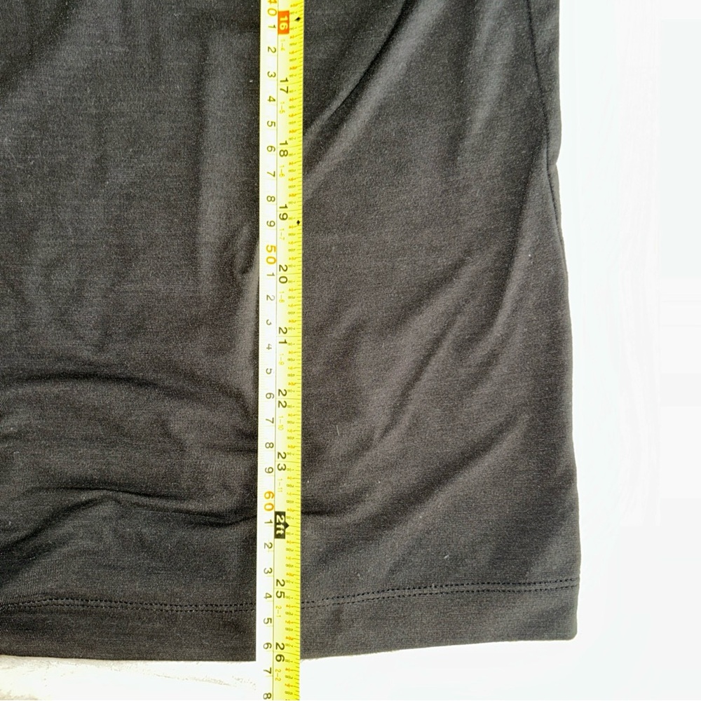 Lululemon Polo Shirt Mens Medium  Gray Short Sleeve Performance Golf M - Picture 3 of 6